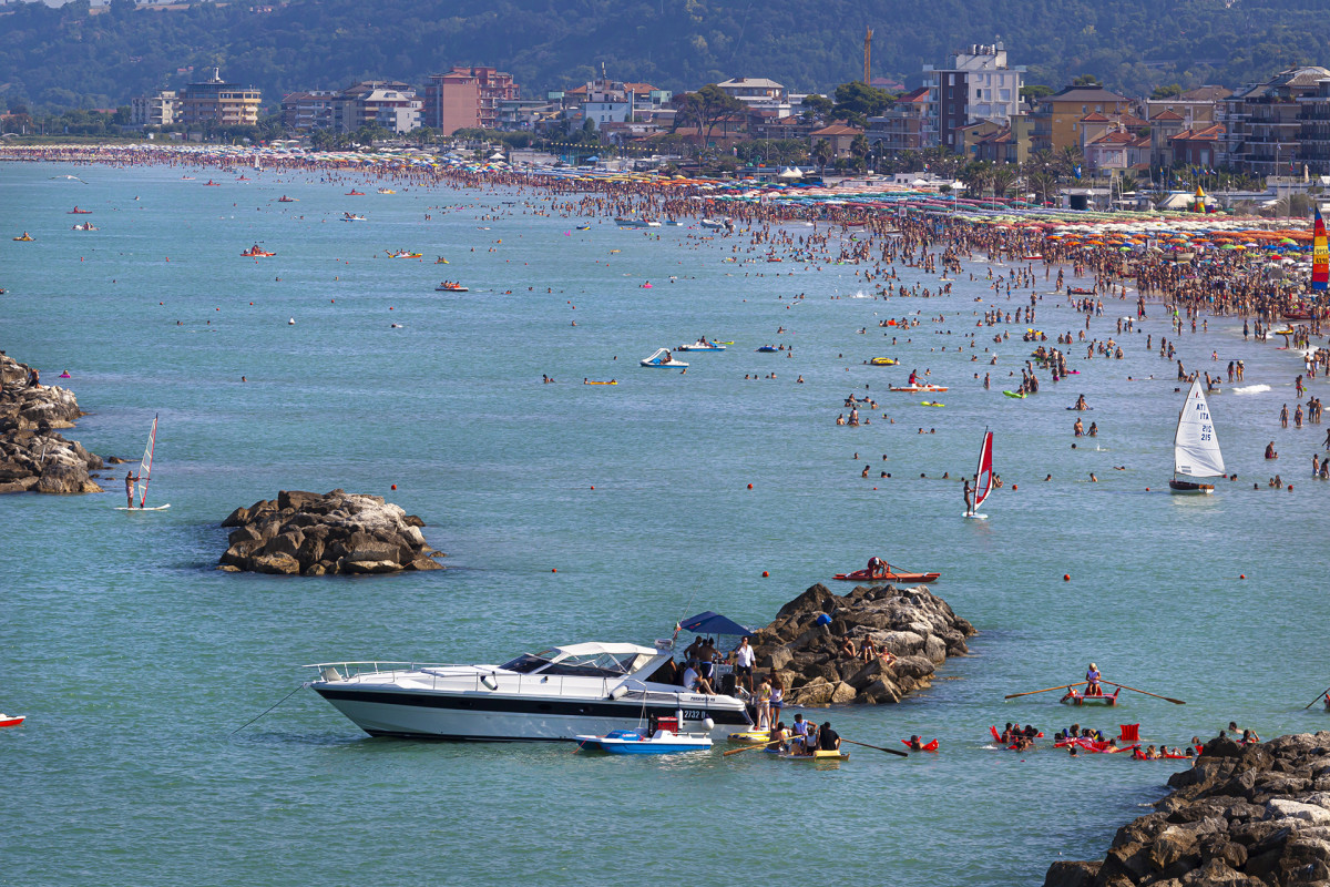 Gramsci Seafront