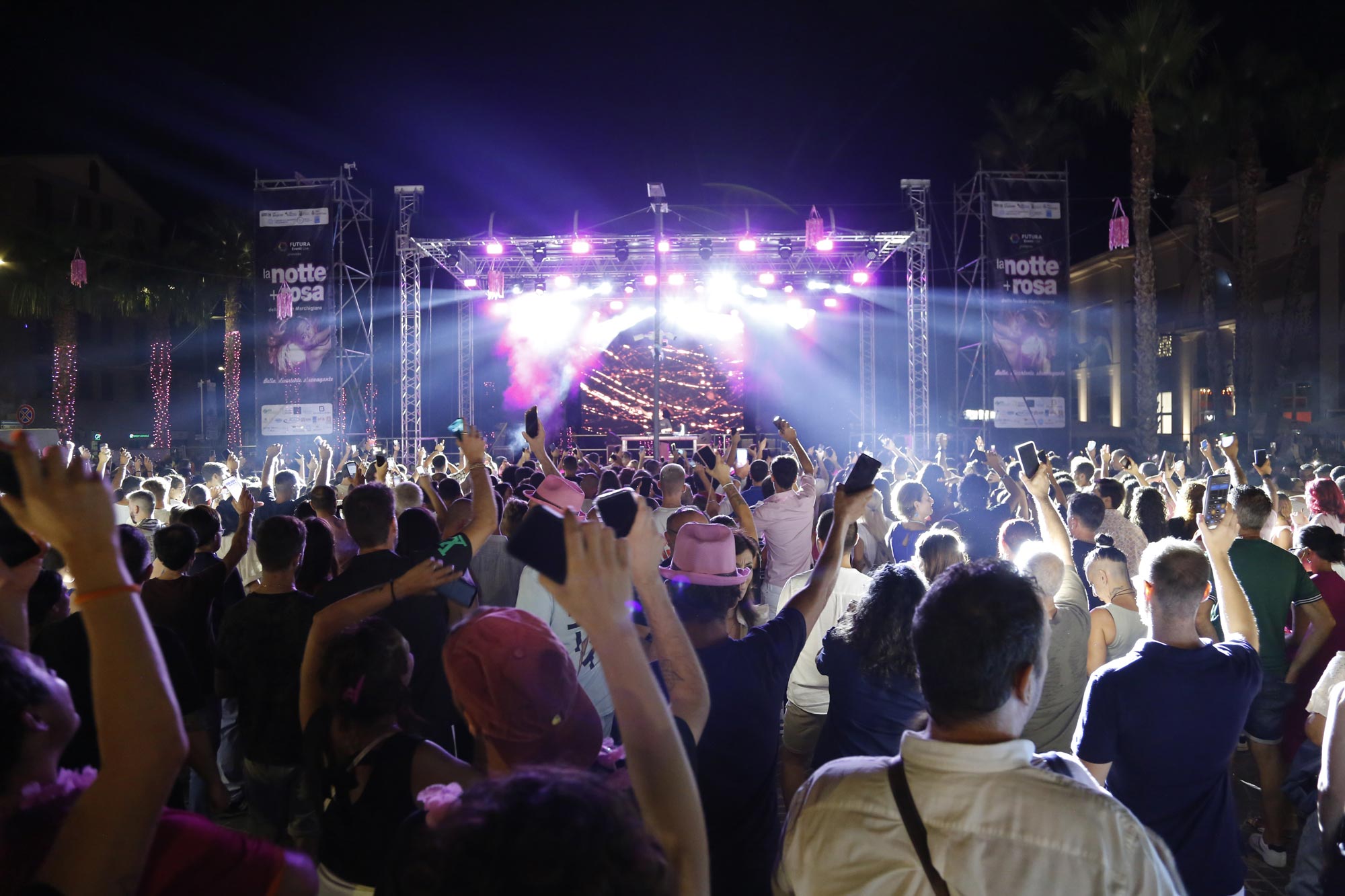 Notte + Rosa della Riviera Marchigiana